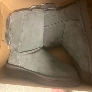 New Ugg